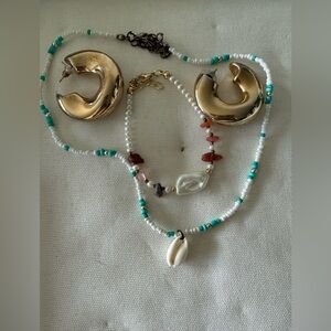 Gold and Turquoise Beaded Jewelry Set